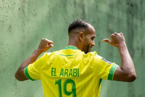 مهاجم مغربي ينافس مصطفى محمد.. يوسف العربي ينضم إلى نانت